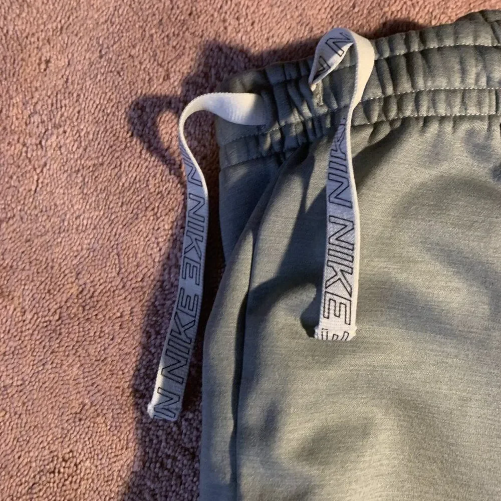 Nike Therma Pants‎ XL - Picture 5 of 6